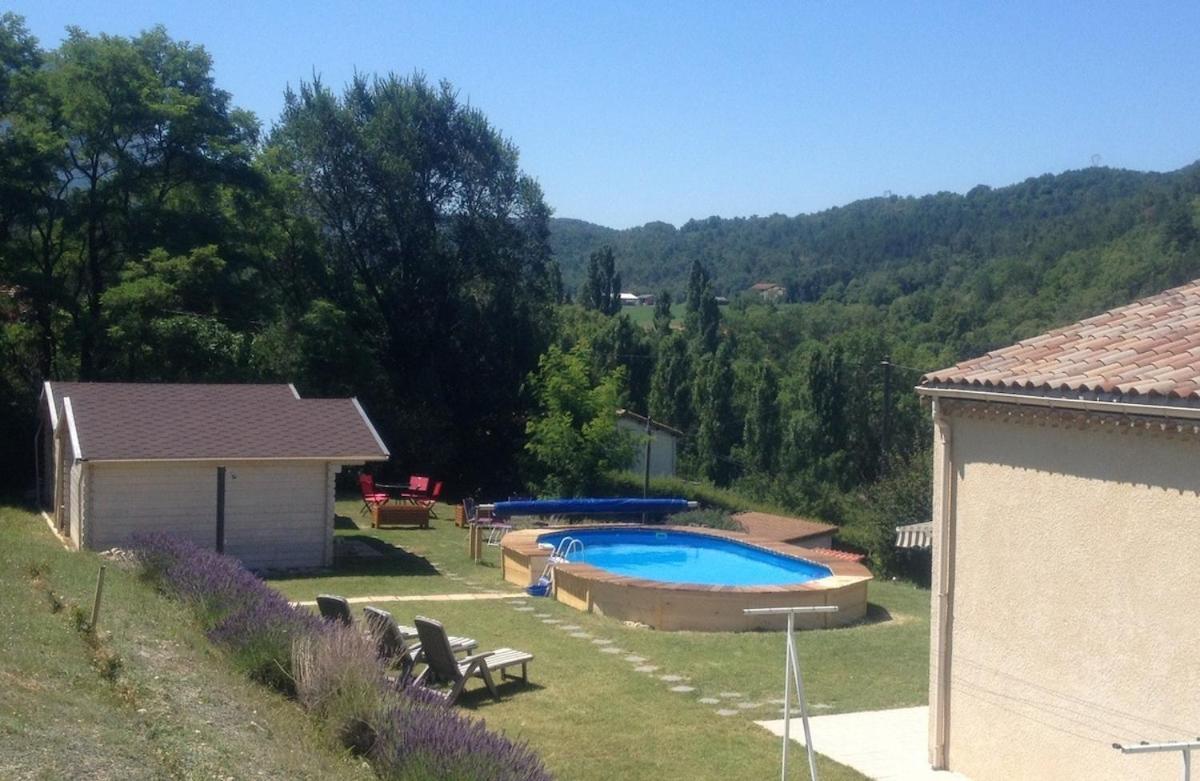 Maison De Vacances Avec Ses Petits Chalets Aouste-sur-Sye エクステリア 写真